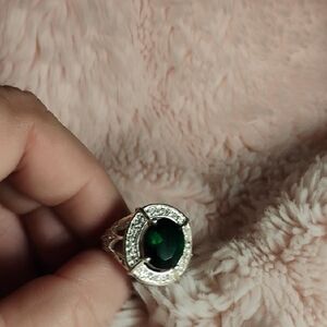Elegant Green Gemstone Silver Ring